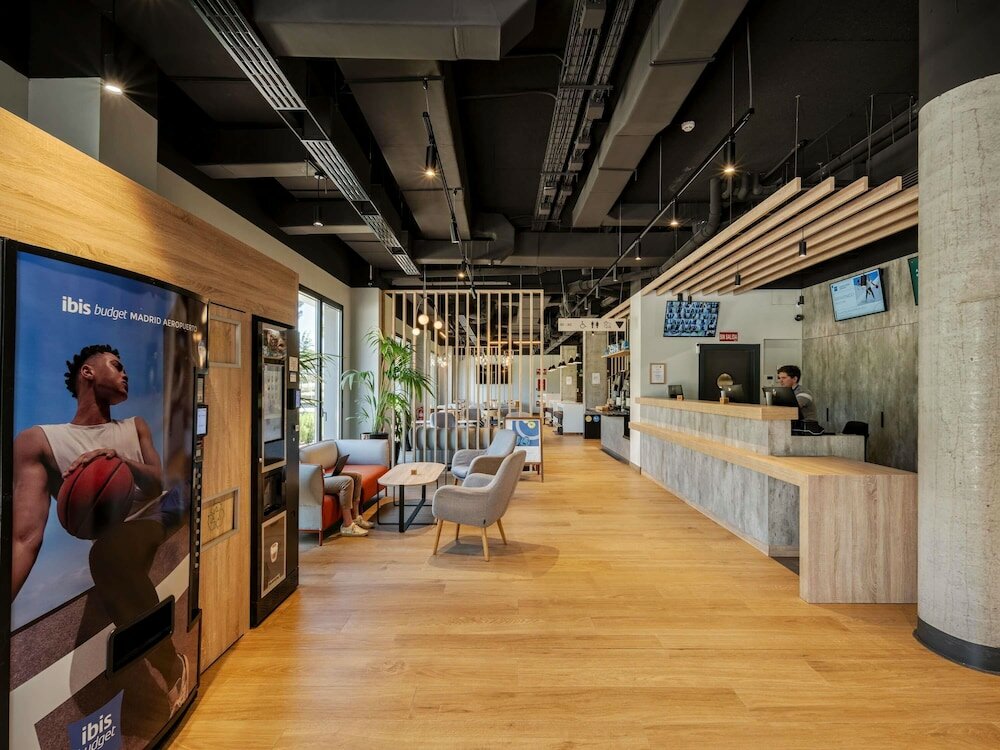 Фото Ibis Budget Madrid Aeropuerto