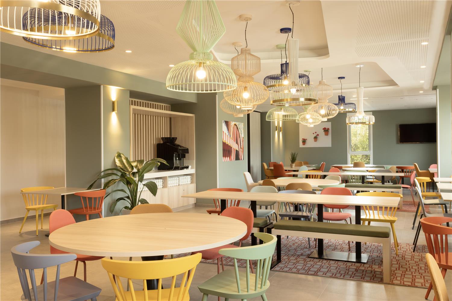 Фото Hampton by Hilton Malaga Martiricos