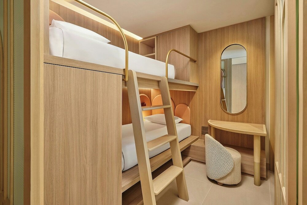 Фото Veranda Resort Phuket, Autograph Collection