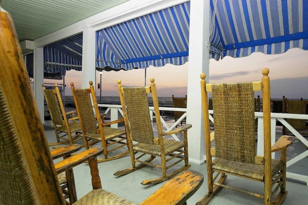 Фото Majestic Hotel & Apartments