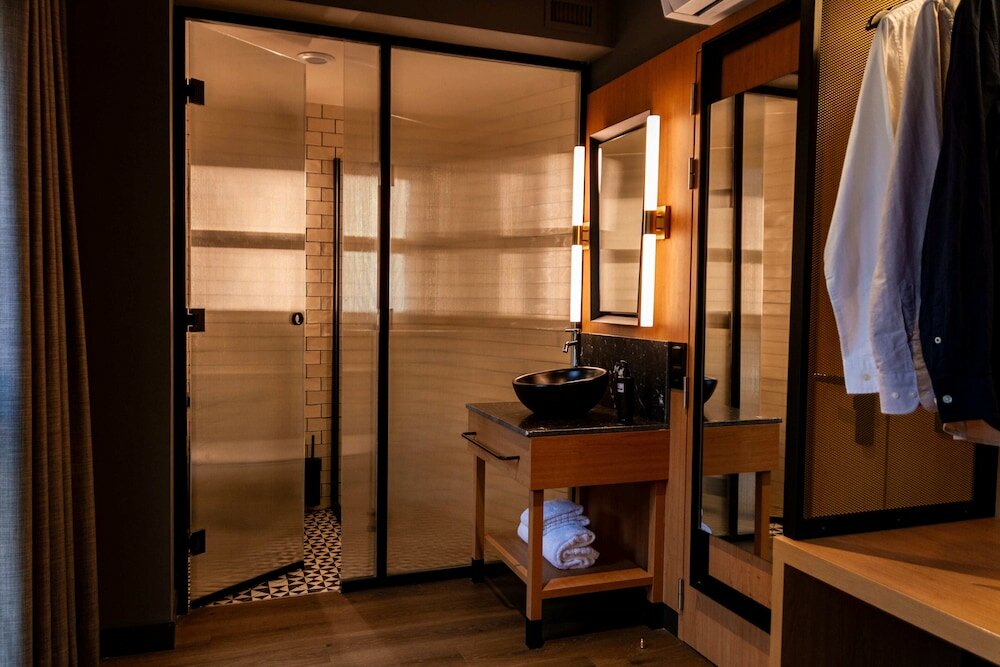 Фото Letoh Letoh Sevilla