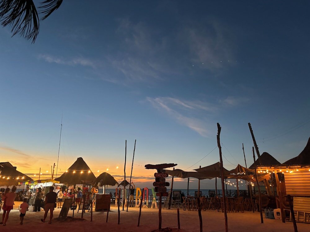 Фото La Diosa Kali Beach Front Hotel