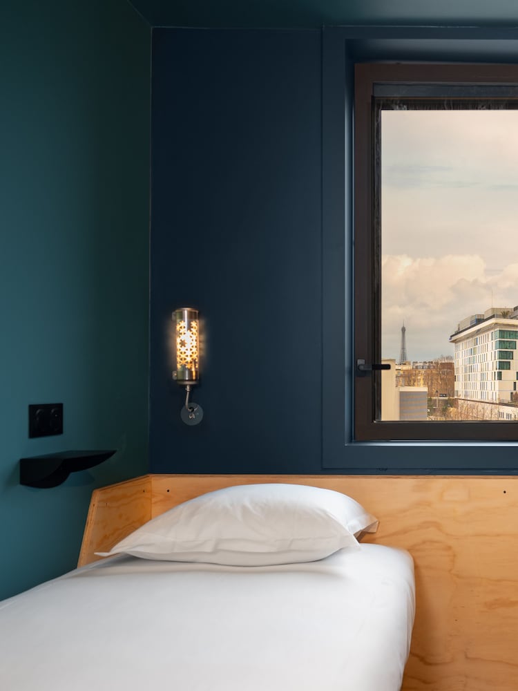 Фото Eklo Paris Porte de Versailles