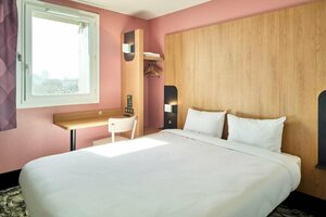 B&b Hotel Paris Porte De La Villette (Centre-Val de Loire, Indre-et-Loire, Arrondissement de Tours, Monts, Rue Émile Reynaud), hotel