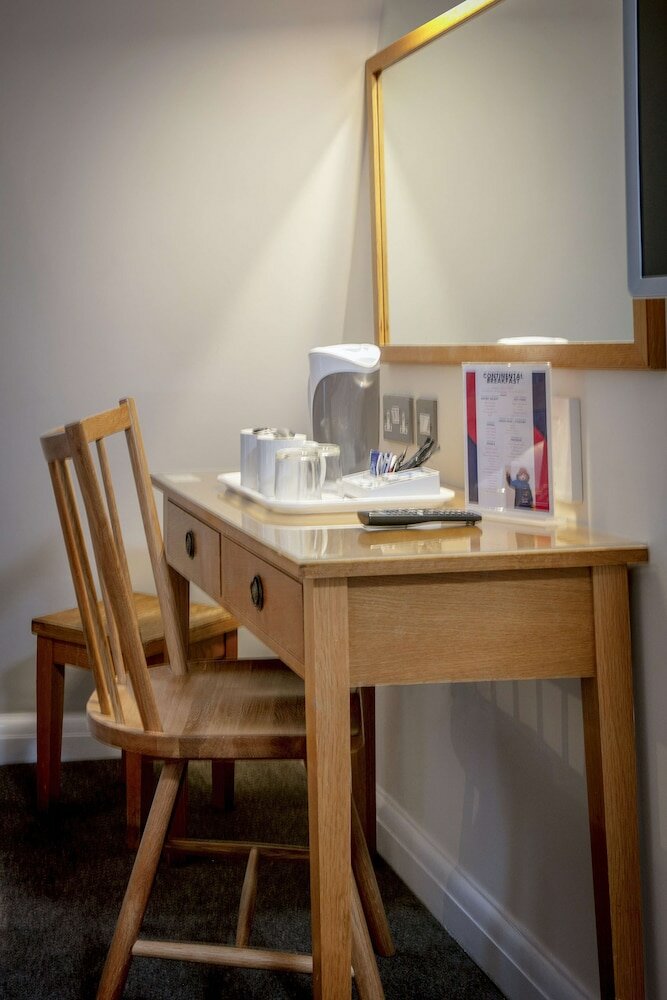 Фото Queensway Hotel, Sure Hotel Collection by Best Western