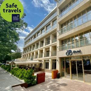 Фото B Hotel Bishkek