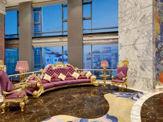 Фото The Reverie Saigon Residential Suites