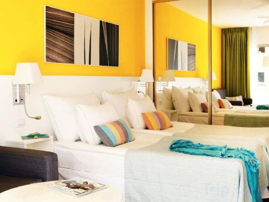 Фото Coral California