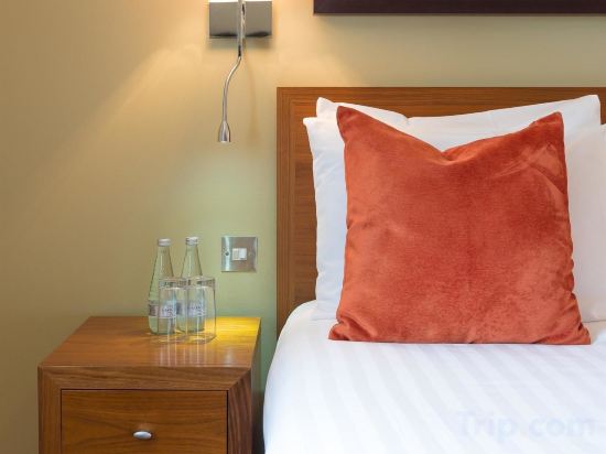 Фото Best Western The Rose & Crown Hotel