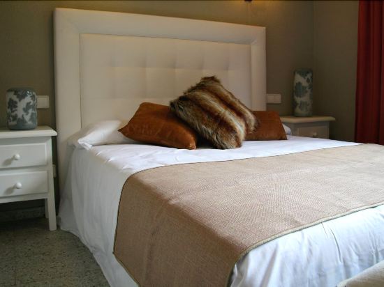 Фото Hotel El Pradet