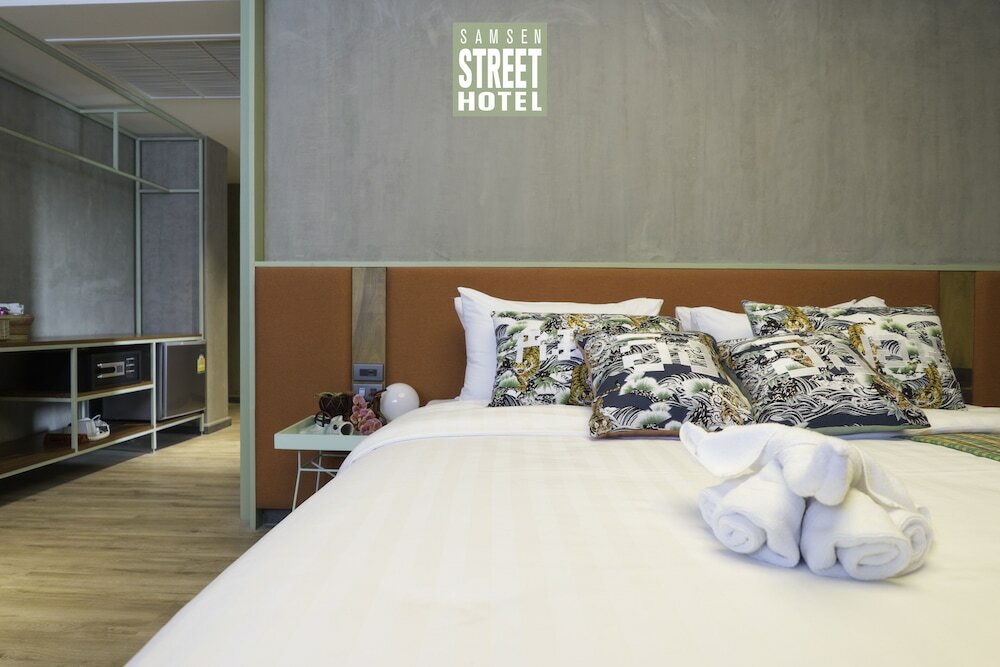 Фото Samsen Street Hotel