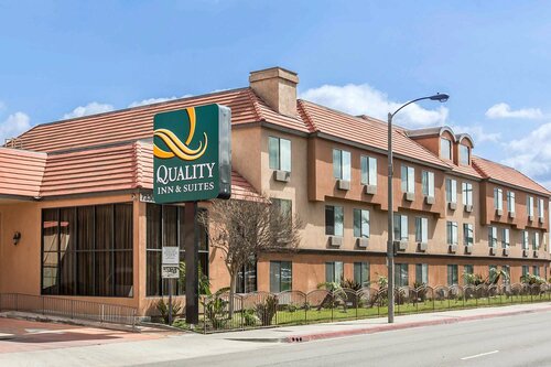 Гостиница Quality Inn & Suites Bell Gardens - Los Angeles в Дауни