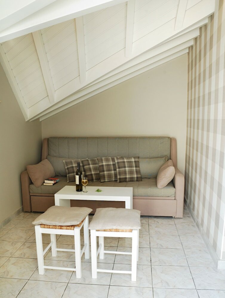 Фото Ariadnes Holiday Accommodation II