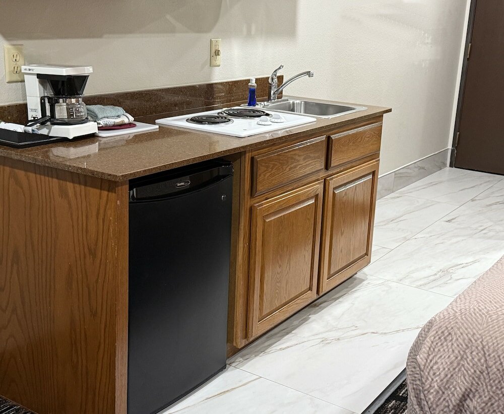 Фото Town House Extended Stay Hotel Downtown