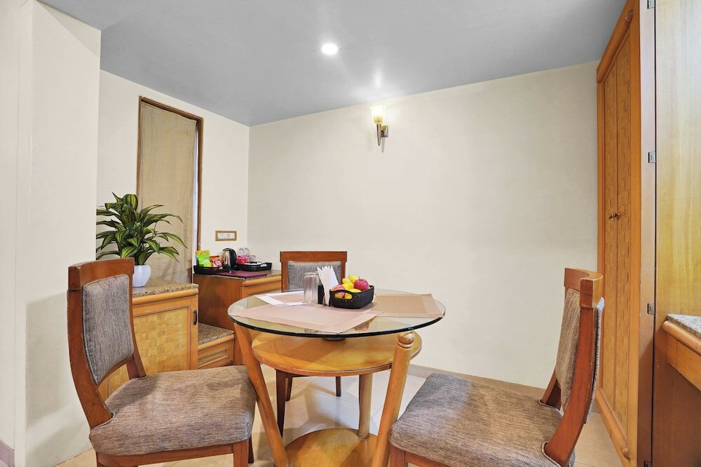Фото Hotel Orchard Pune
