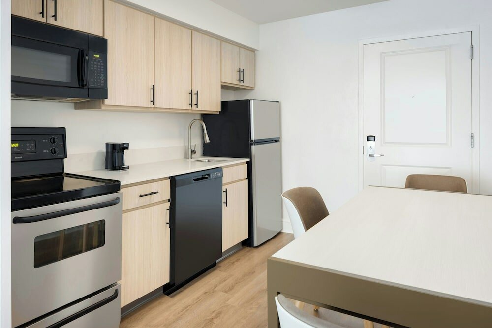 Фото TownePlace Suites by Marriott Tampa Westshore/Airport