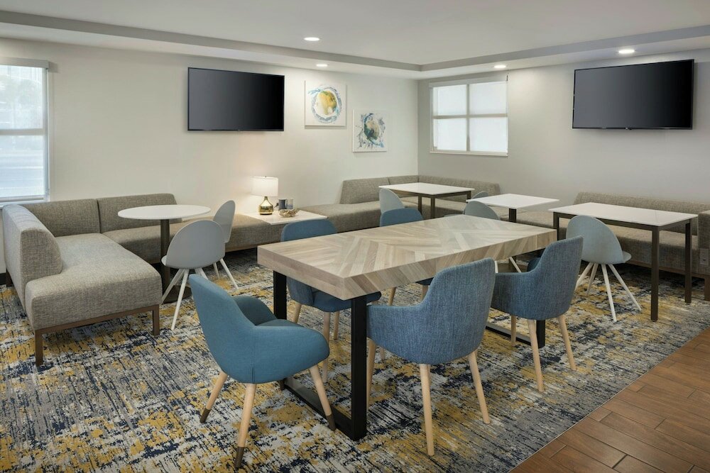 Фото TownePlace Suites by Marriott Tampa Westshore/Airport