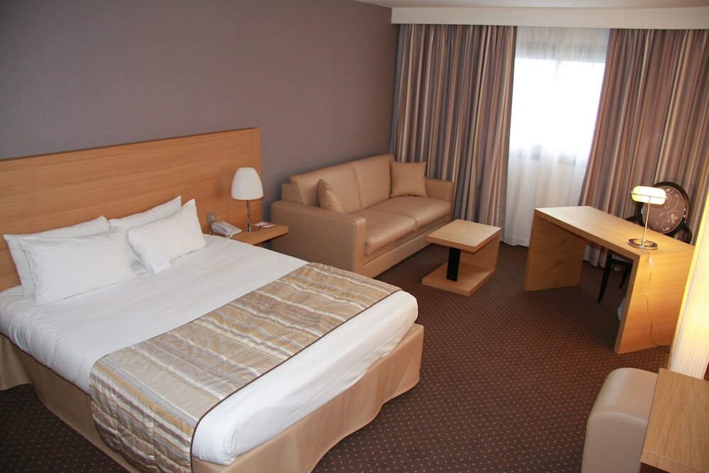 Фото Mercure Bordeaux Lac