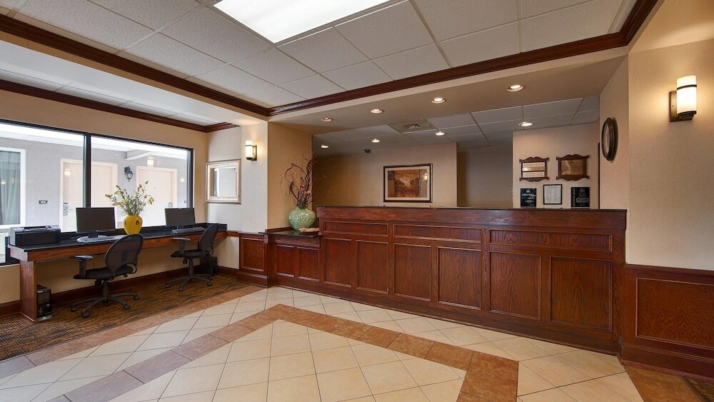 Фото Quality Inn & Suites