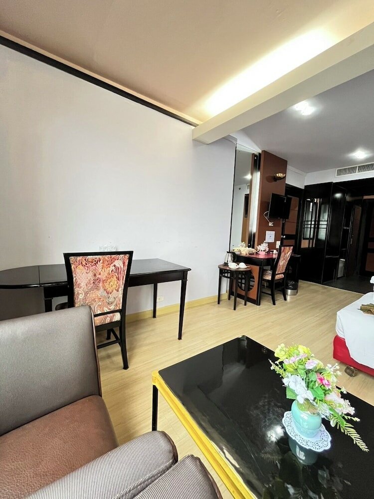 Фото BP Grand Tower Hotel
