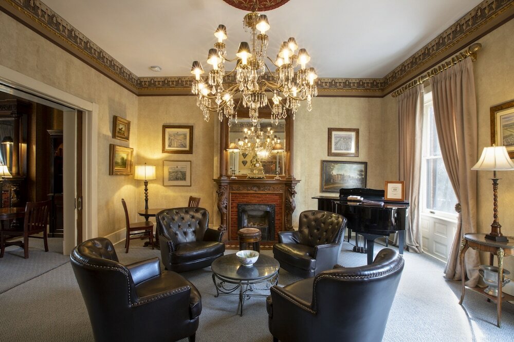 Фото Foley House Inn