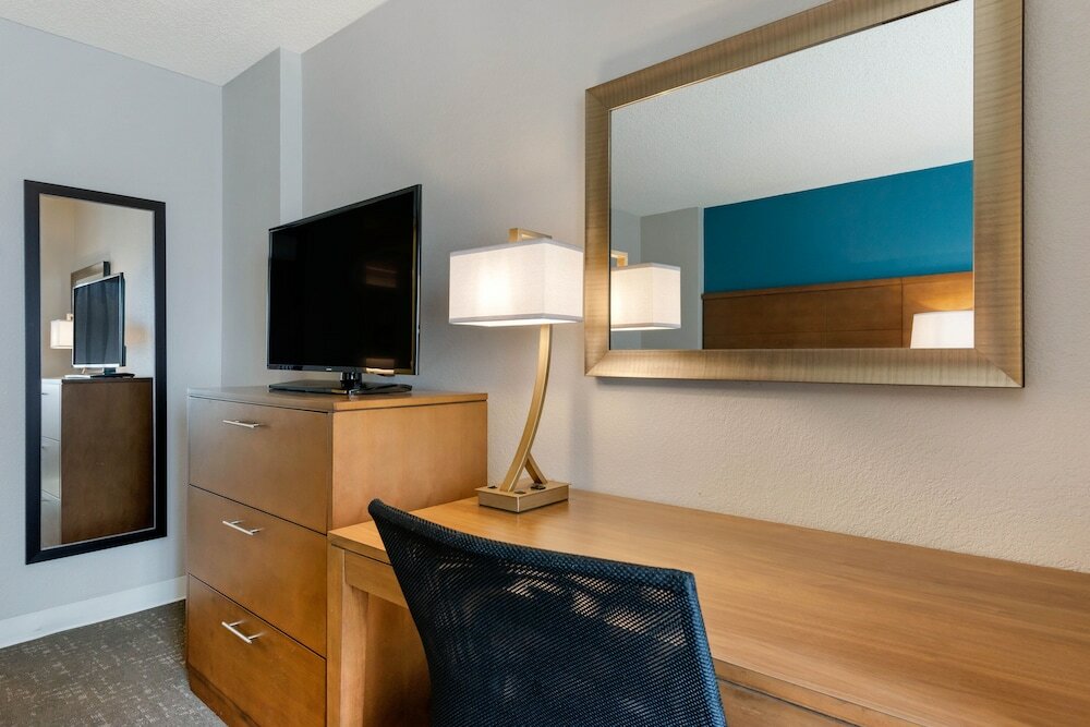 Фото Staybridge Suites Orlando Royale Parc Suites, an Ihg Hotel