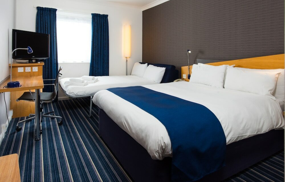 Фото Holiday Inn Express Bristol - Filton, an Ihg Hotel