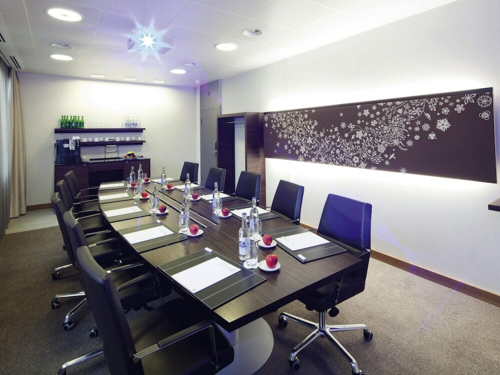 Фото Moevenpick Hotel Zurich Airport