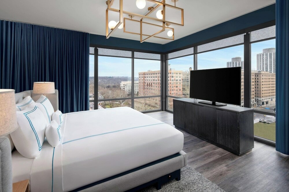 Фото The Oaklander Hotel, Autograph Collection