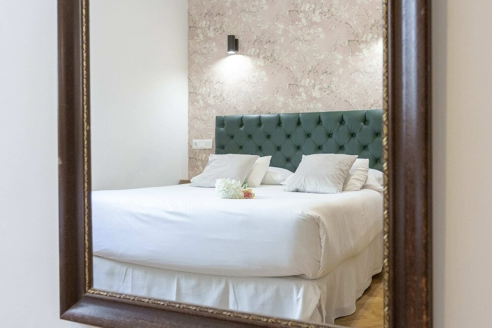 Фото Hostal Hispano Gran Vía