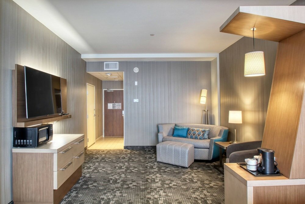 Фото Courtyard by Marriott Fargo