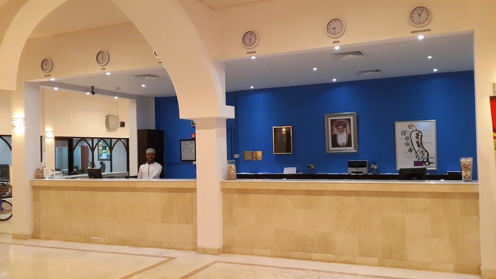 Фото Capital O133 Al Sawadi Beach Resort & SPA