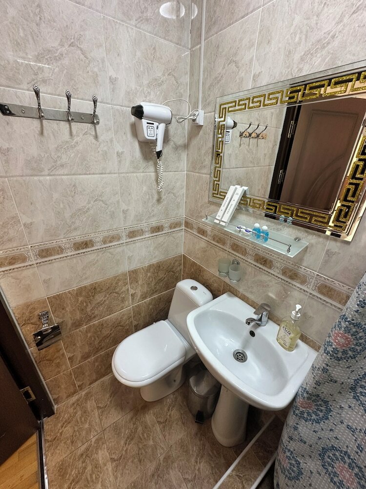 Фото Sarbon Hotel