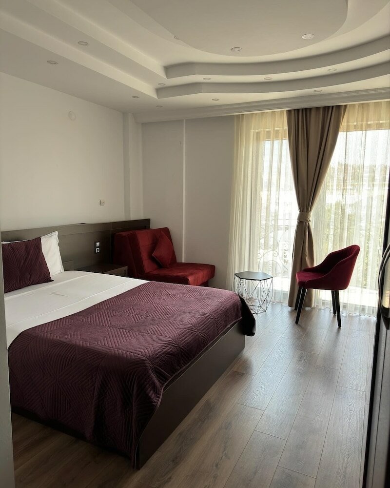 Фото Hotel Real