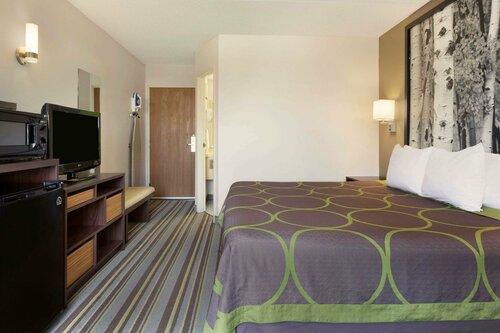 Гостиница Super 8 by Wyndham Westminster Denver North в Торнтоне