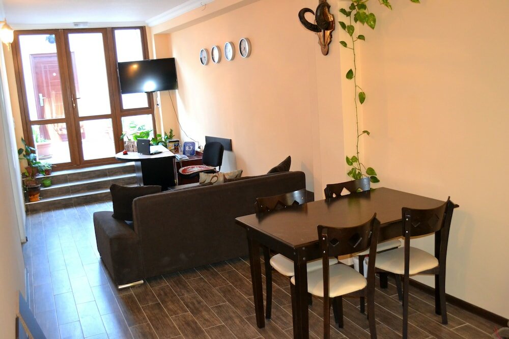 Фото Hotel Isaka