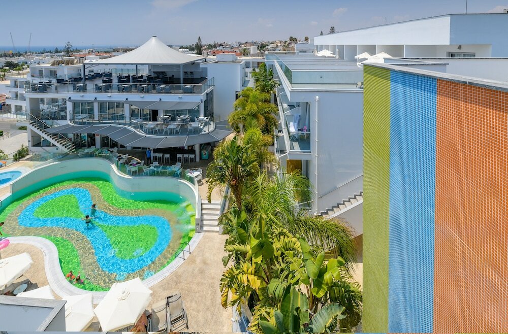 Фото Tasia Maris Oasis