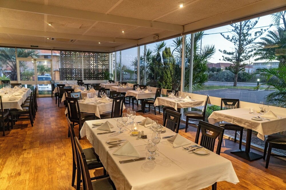 Фото Hospitality Geraldton SureStay Collection by Best Western