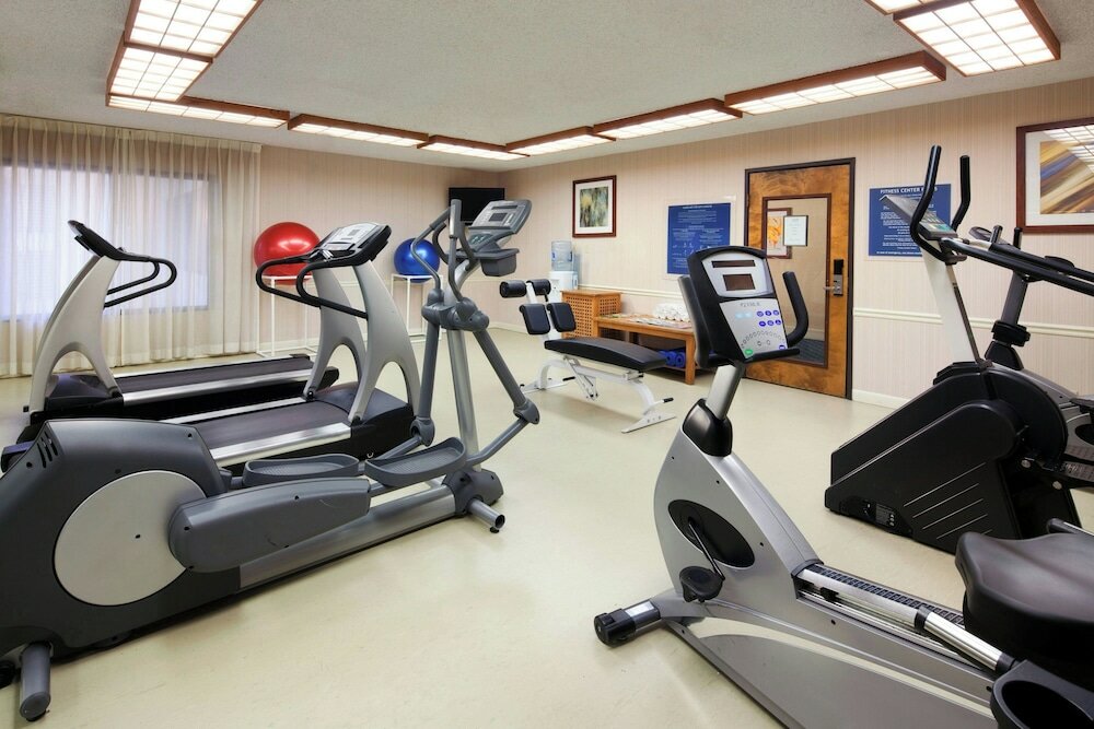 Фото Four Points by Sheraton Bakersfield