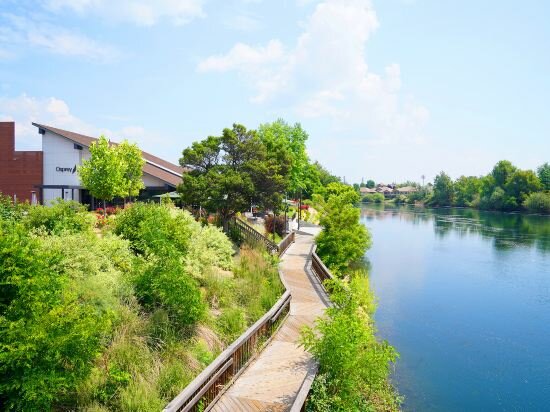 Фото Ruby River Hotel