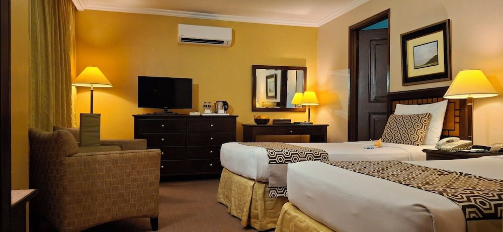 Фото Herald Suites Solana