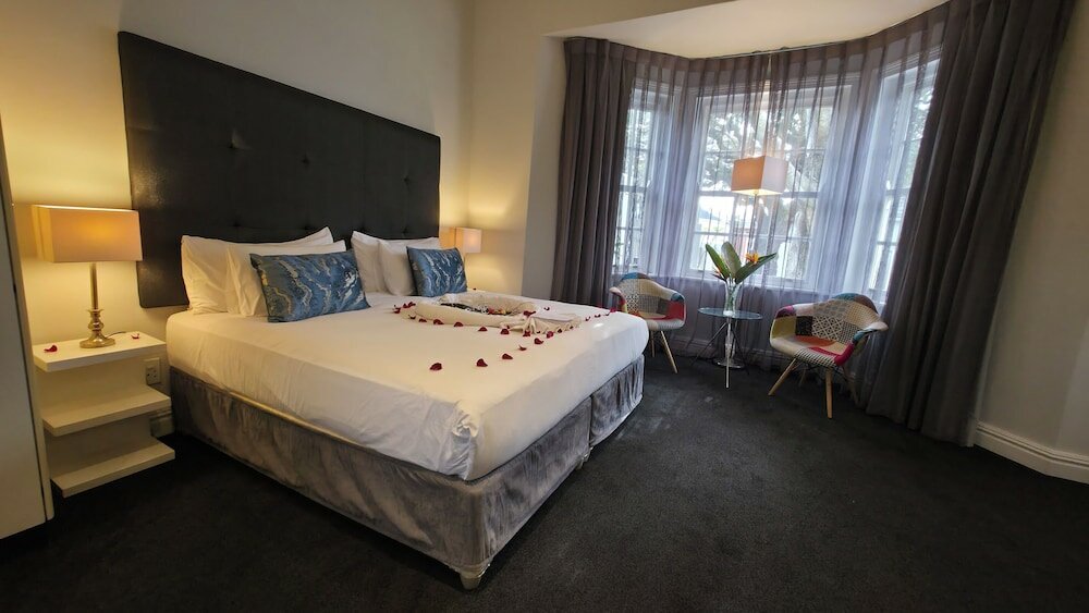 Фото The Three Boutique Hotel