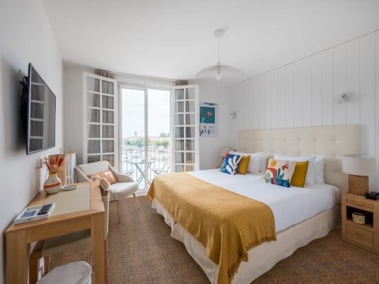 Фото Hôtel La Tour de Nesle La Rochelle Vieux Port