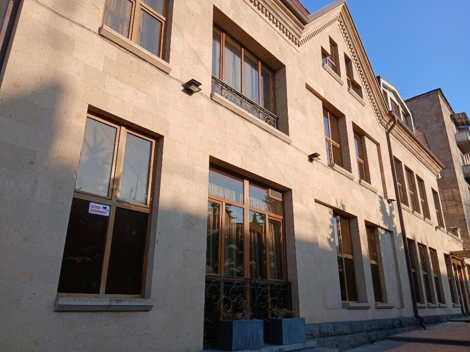 Фото Yerevan Deluxe