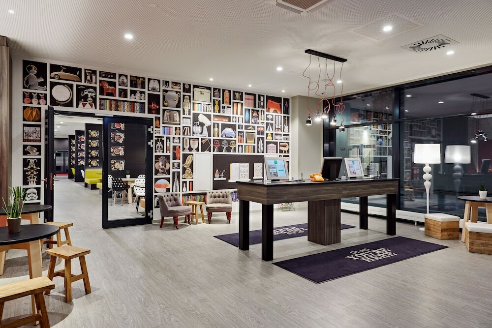 Фото Légère Express Bielefeld