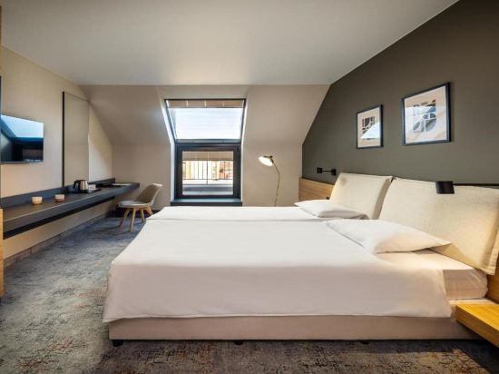 Фото B1 Downtown Hotel