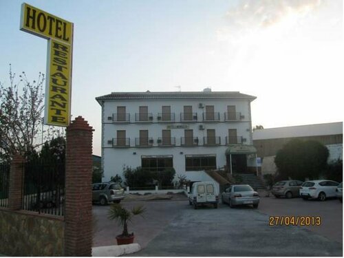 Гостиница Hotel Muñoz в Мотриле