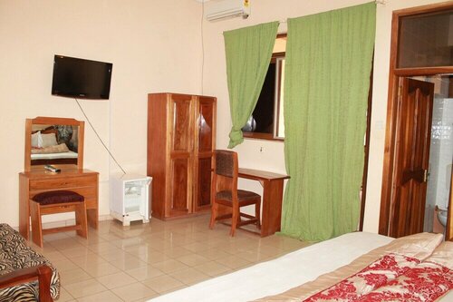 Гостиница Queensland Hotel в Такоради