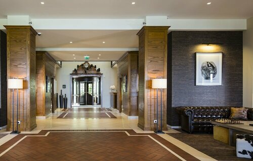 Гостиница Hotel Ermitage Evian в Эвиан-ле-Бене