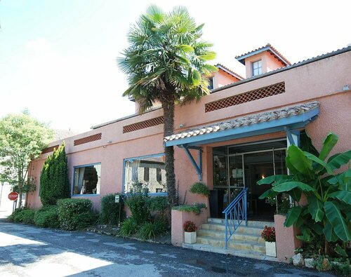 Гостиница Hotel Restaurant des Thermes в Оше